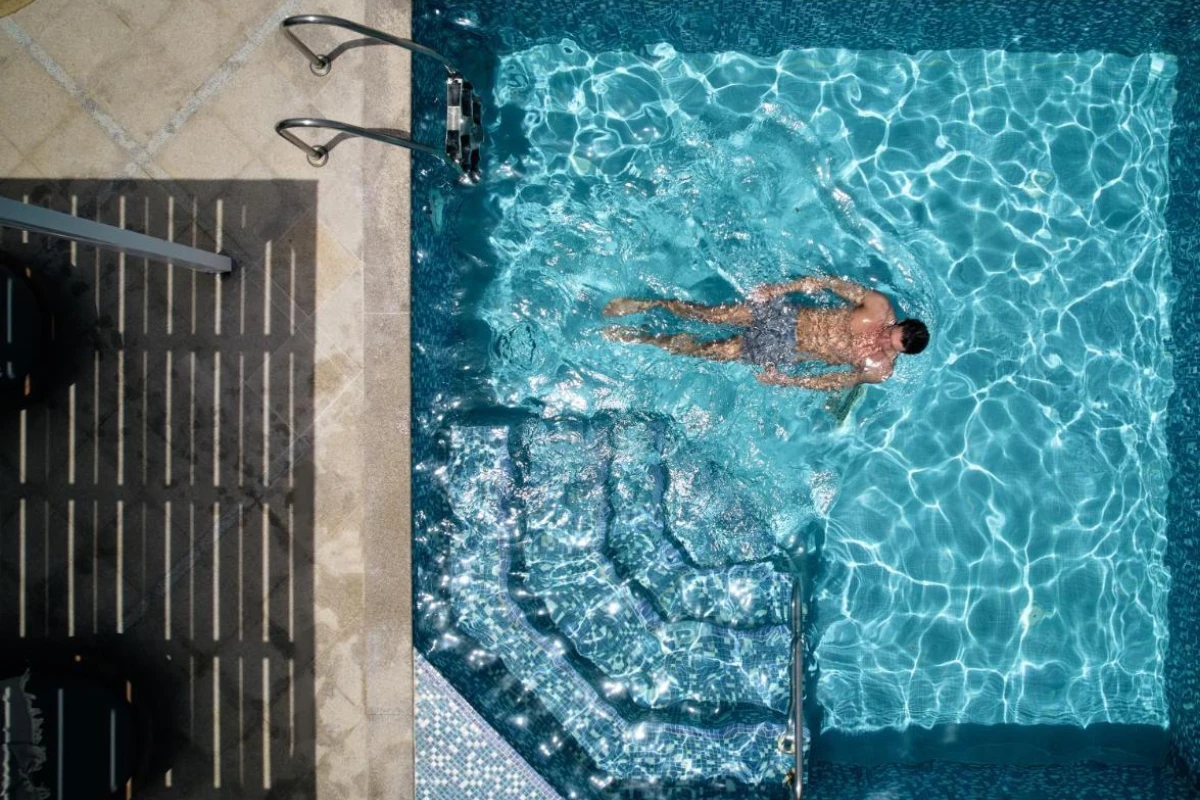 The Royal Blue Luxury Beach Resort - Hotel Photo 30