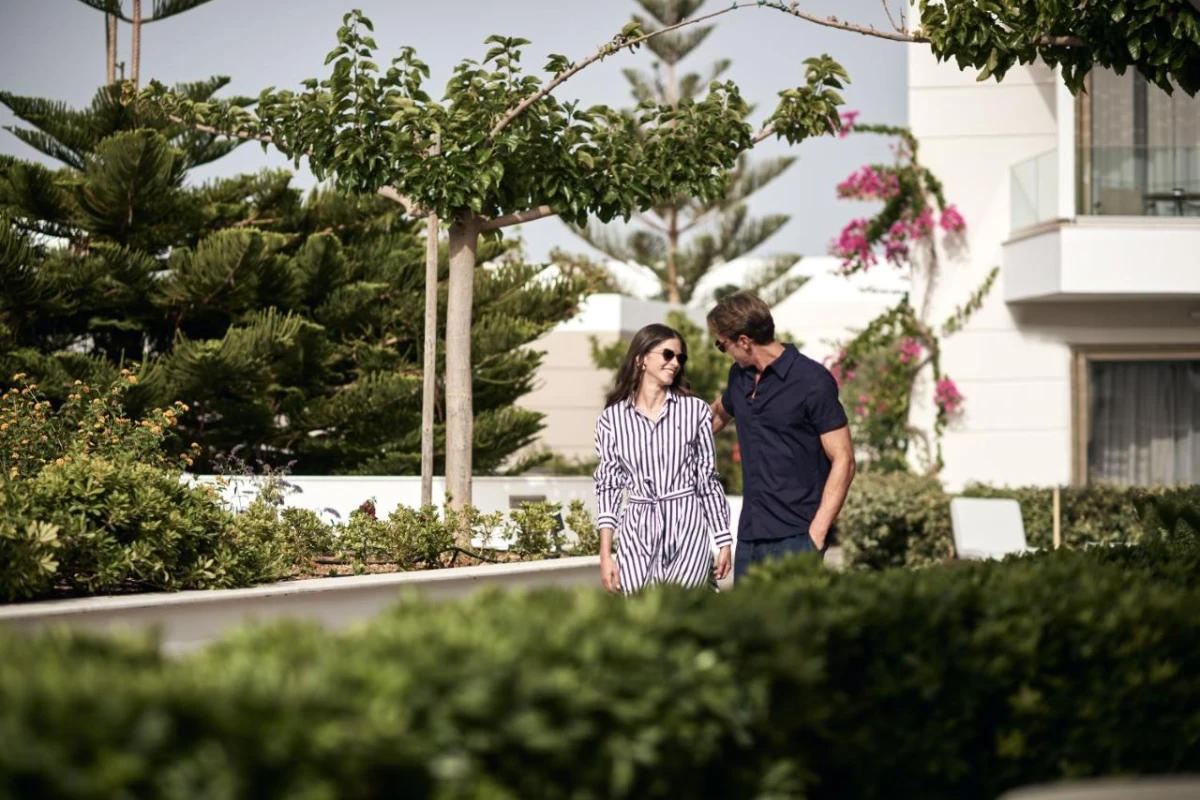 The Royal Blue Luxury Beach Resort - Hotel Photo 45