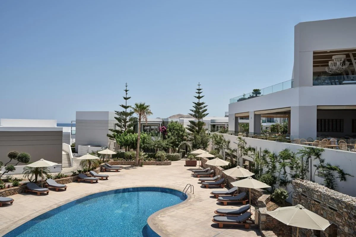 The Royal Blue Luxury Beach Resort - Hotel Photo 49