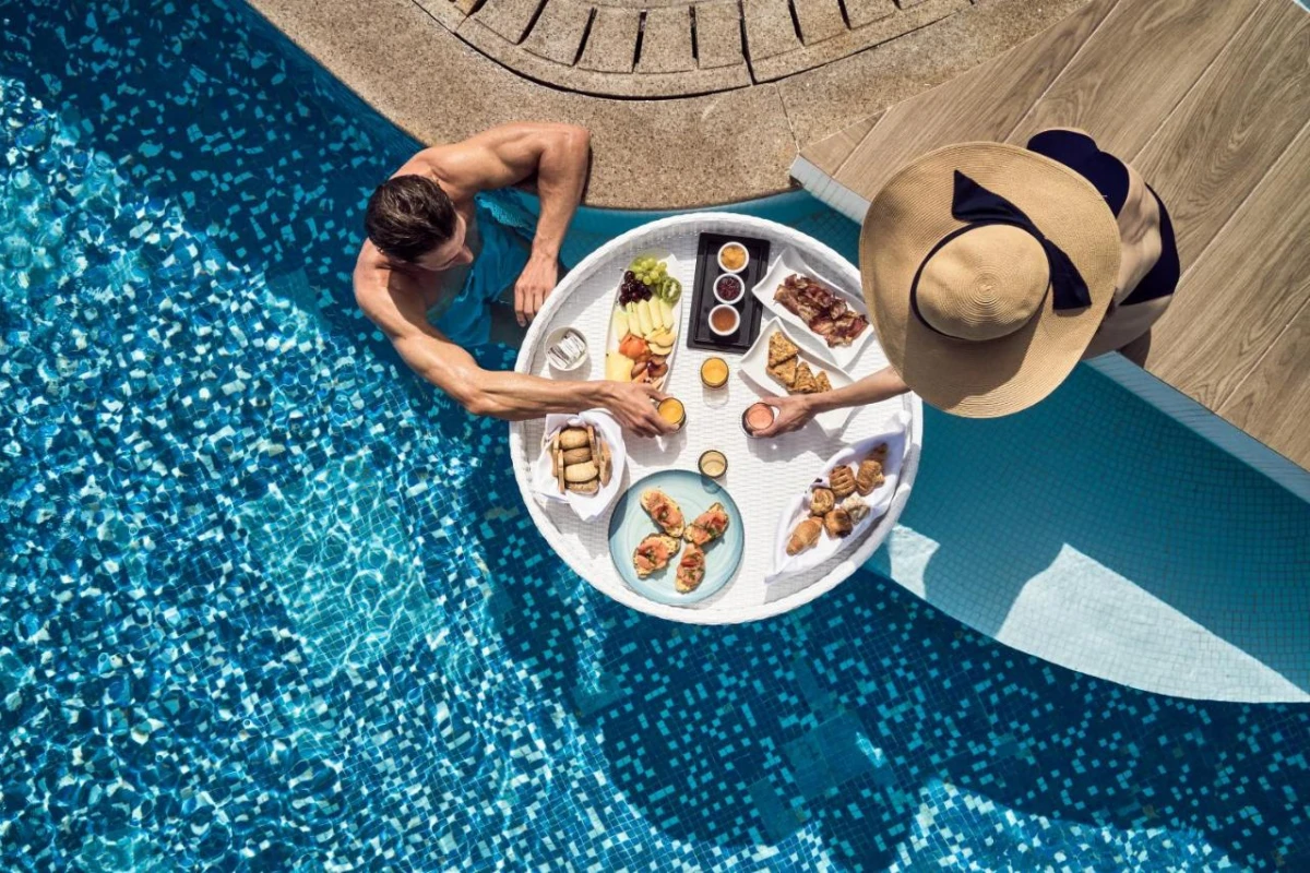 The Royal Blue Luxury Beach Resort - Hotel Photo 58