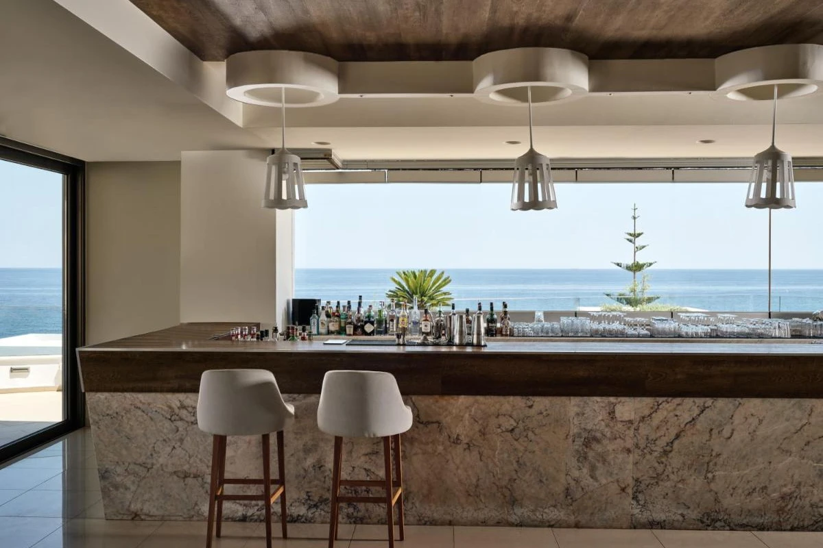 The Royal Blue Luxury Beach Resort - Hotel Photo 63