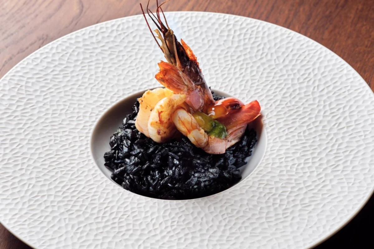 The Royal Blue Luxury Beach Resort - Hotel Photo 74