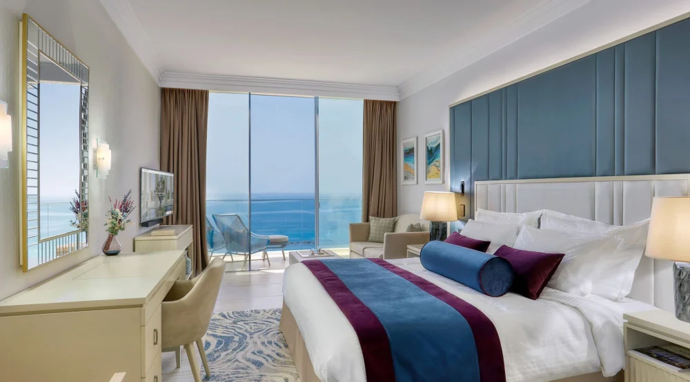 Deluxe Sea View Room at Amavi