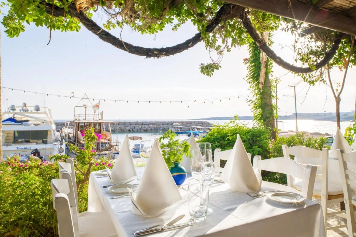 Coral Beach Hotel & Resort - Hotel Photo 19