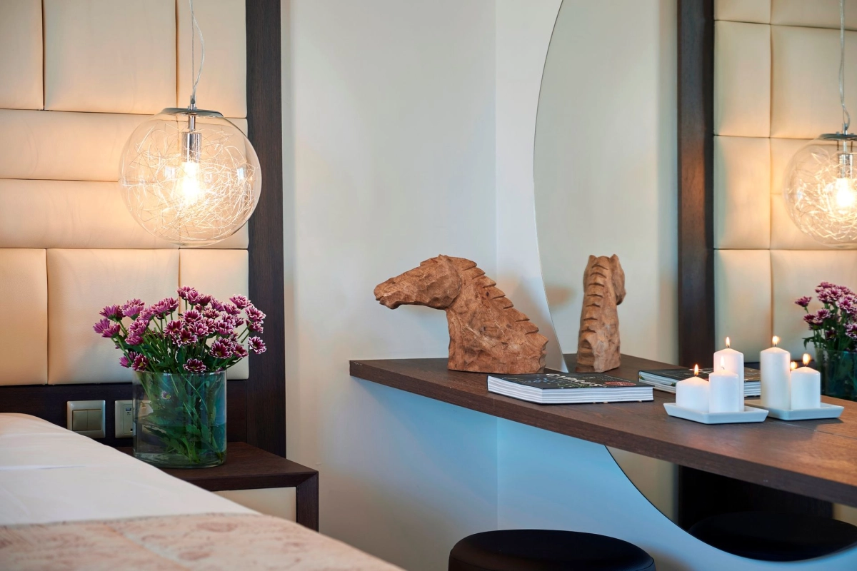 The King Jason Paphos - Hotel Photo 97