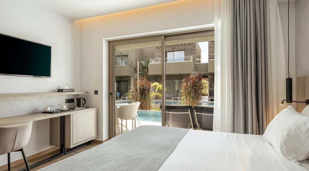 Superior Room Swim-up at Myrion Beach Resort