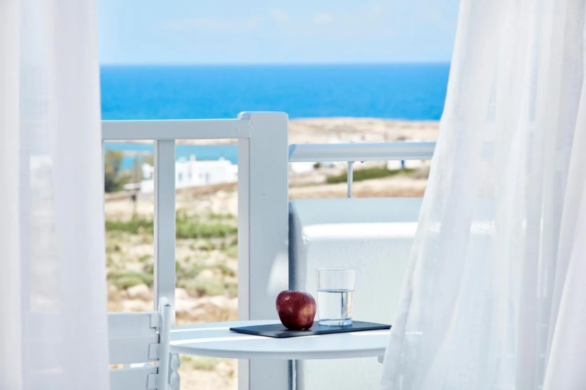 Mr & Mrs White Paros - Hotel Photo 12