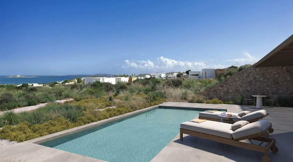 Iris Suite at Parilio