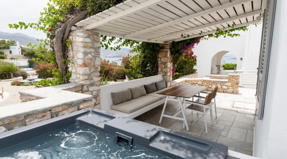 Superior Family Suite with Attic and Hot Tub at Paros Agnanti Hotel