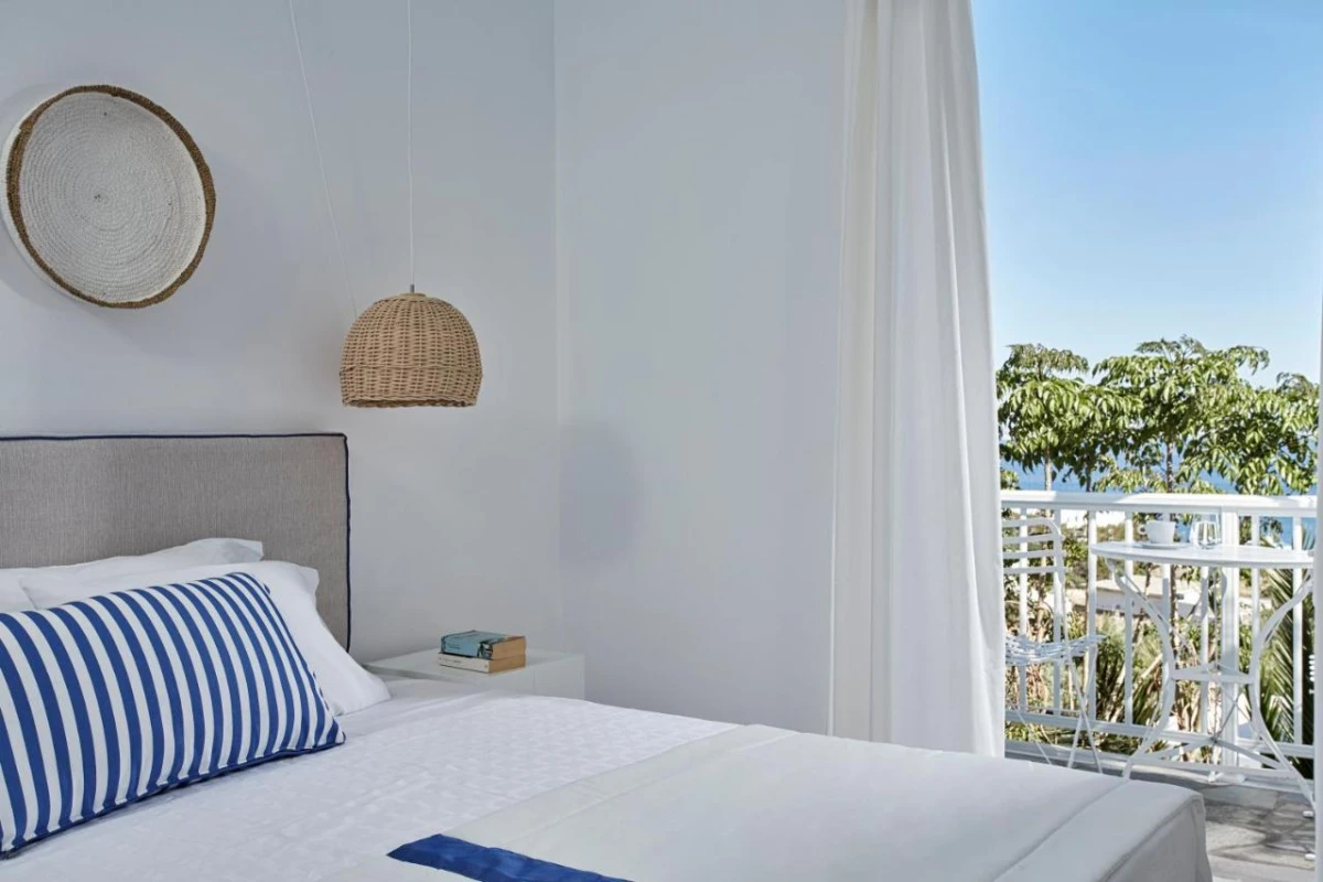 Mr & Mrs White Tinos - Hotel Photo 5