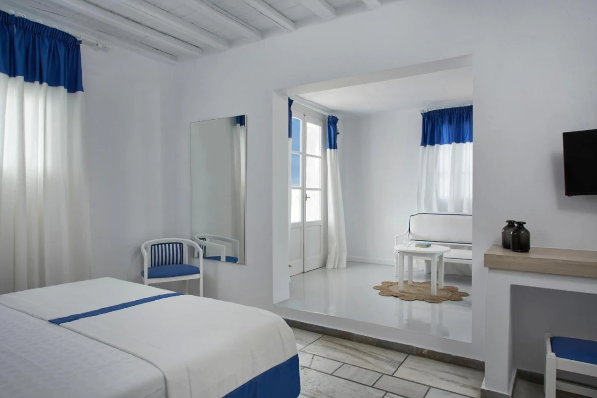 Mr & Mrs White Tinos - Hotel Photo 6