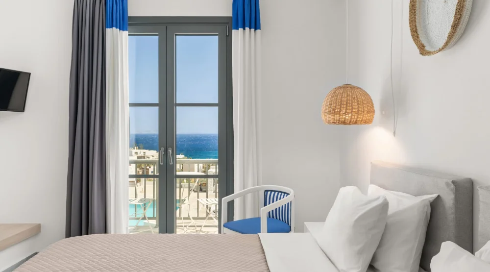 Junior Suite Upper Floor with Sea View 25m² at Mr & Mrs White Tinos