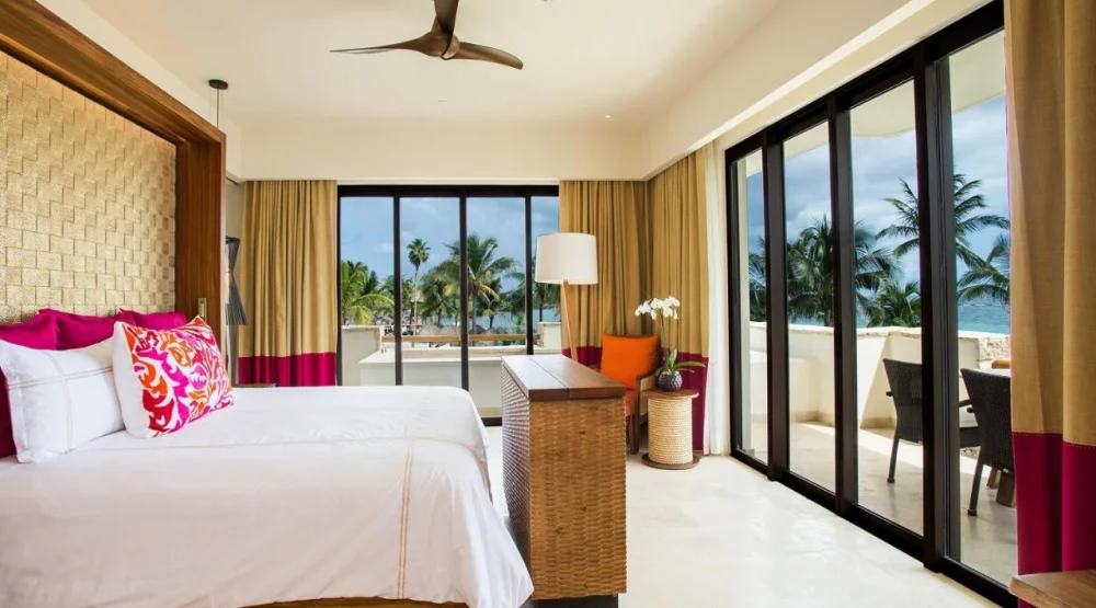 Romance Master Suite Ocean View at Secrets Akumal Riviera Maya