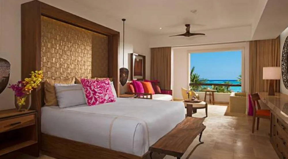 Preferred Club Junior Suite Ocean Front King at Secrets Akumal Riviera Maya