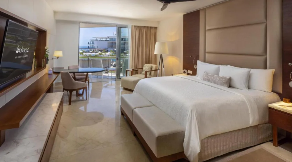 Royale Deluxe Partial Ocean View at Le Blanc Spa Resort Los Cabos