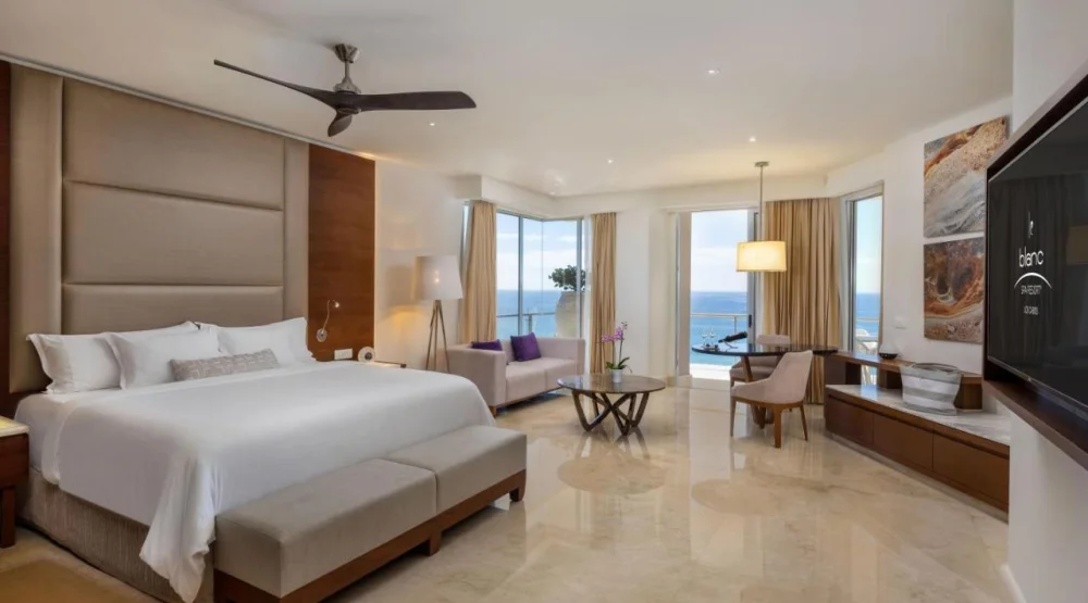 Royale Junior Suite Ocean View at Le Blanc Spa Resort Los Cabos