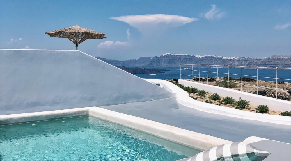 Honeymoon Suite with Private Pool at Cape 9 Suites