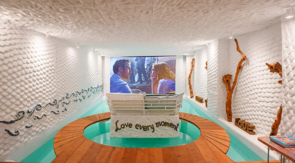 The Heart Of The Sun Suite at Agalia Luxury Suites