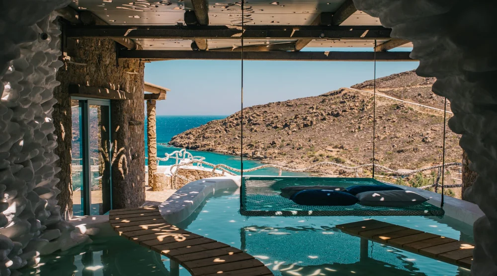 Rebel Souls Heart Pool One Bedroom Suite at Calilo Ios