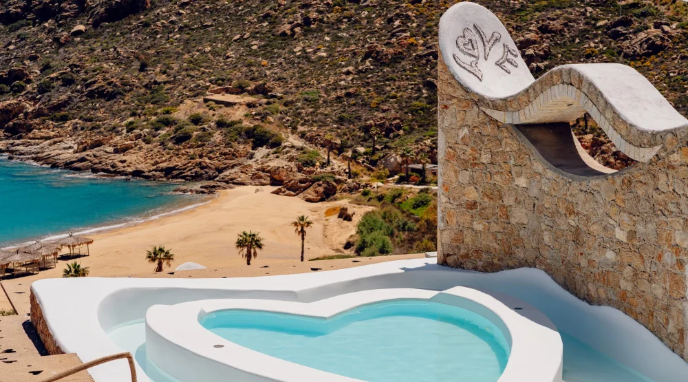 A Heart's Reflections at Calilo Ios