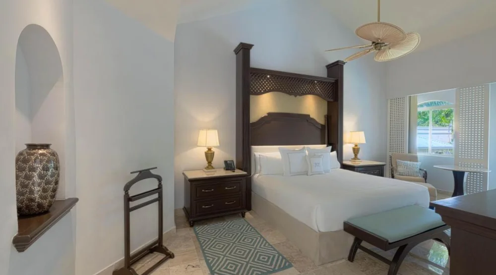 Luxury Relax Pool at Royal Hideaway Playacar Resort