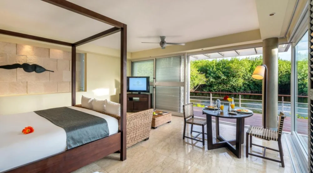 Palafitos Deluxe Junior Suite at Blue Diamond Luxury Boutique Hotel