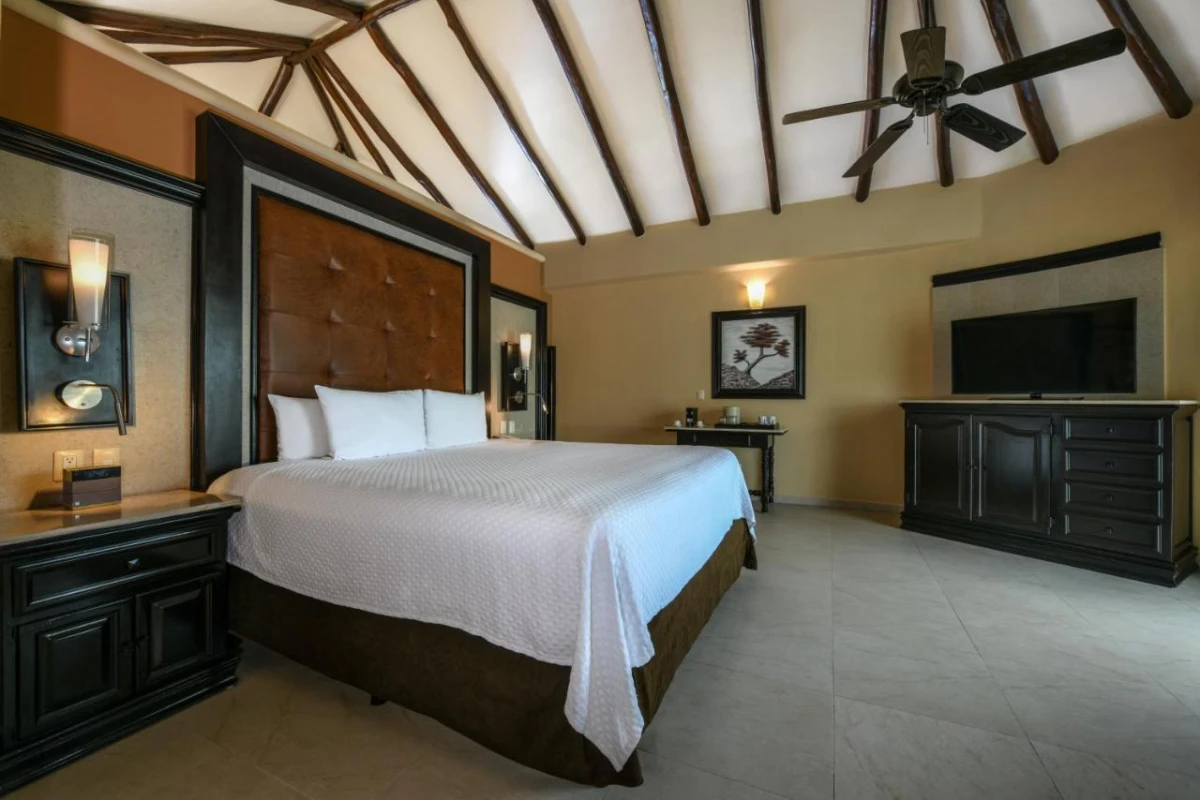 El Dorado Casitas Royale - Hotel Photo 15