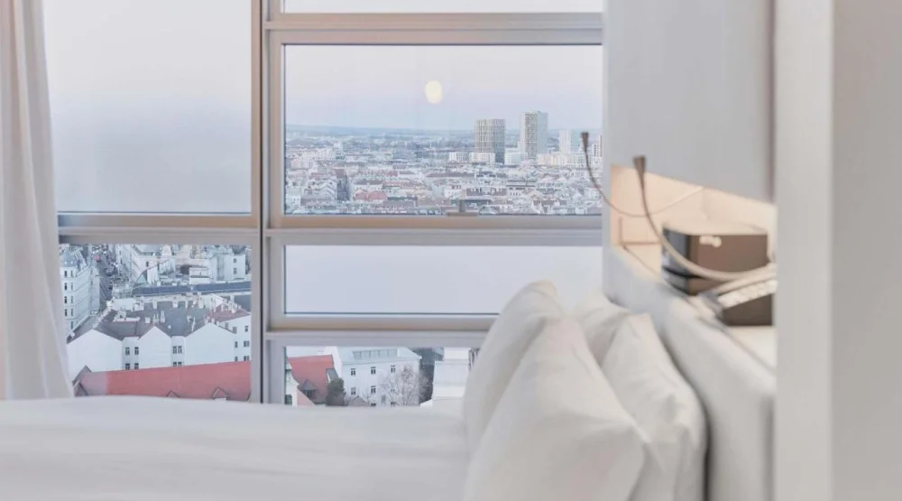 Junior Suite – Ferris Wheel View, King Bed at SO Vienna