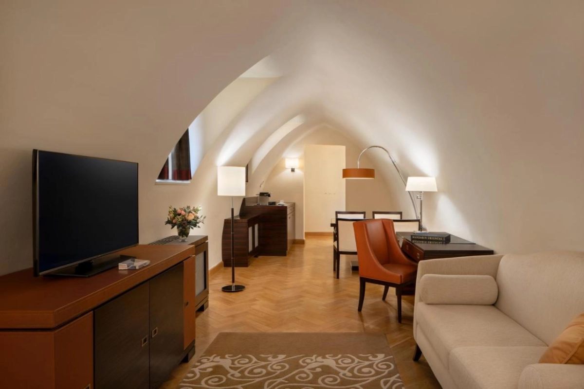 Mandarin Oriental Prague - Hotel Photo 9
