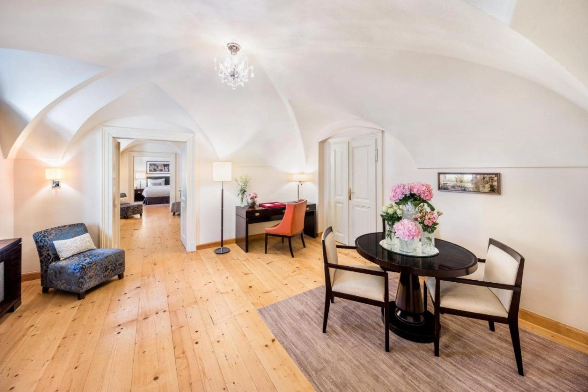 Mandarin Oriental Prague - Hotel Photo 75