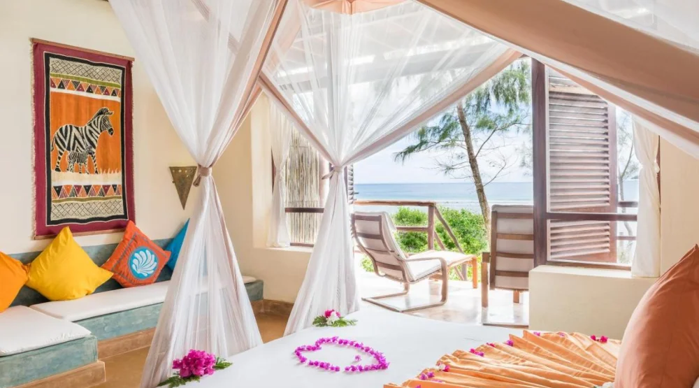 Ocean Front Suite at Sunshine Marine Lodge