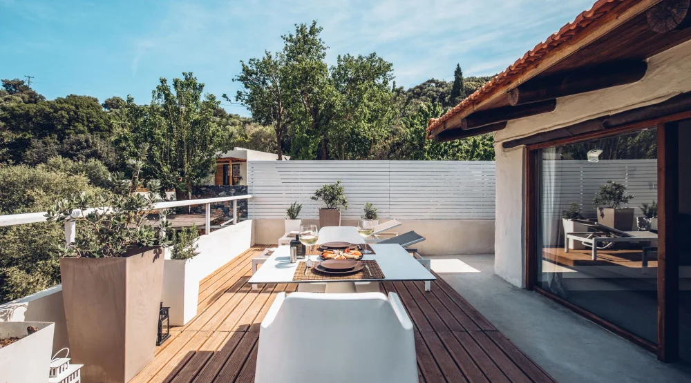 Apartment with Balcony - Mountain View and Hot Tub at Monastery Estate Retreat