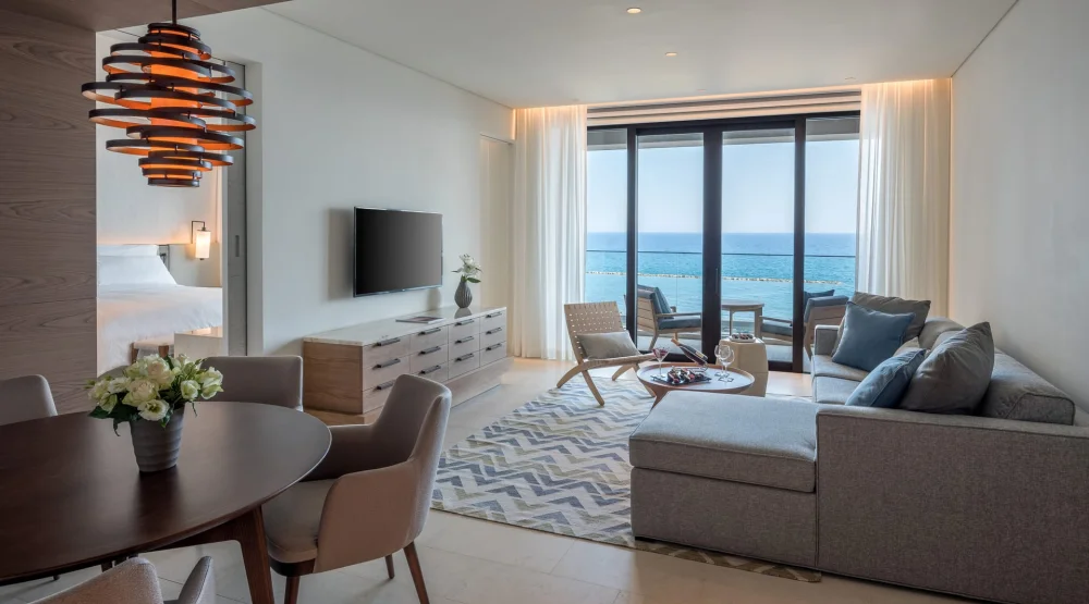 Grand Deluxe Sea View Suite at Amara