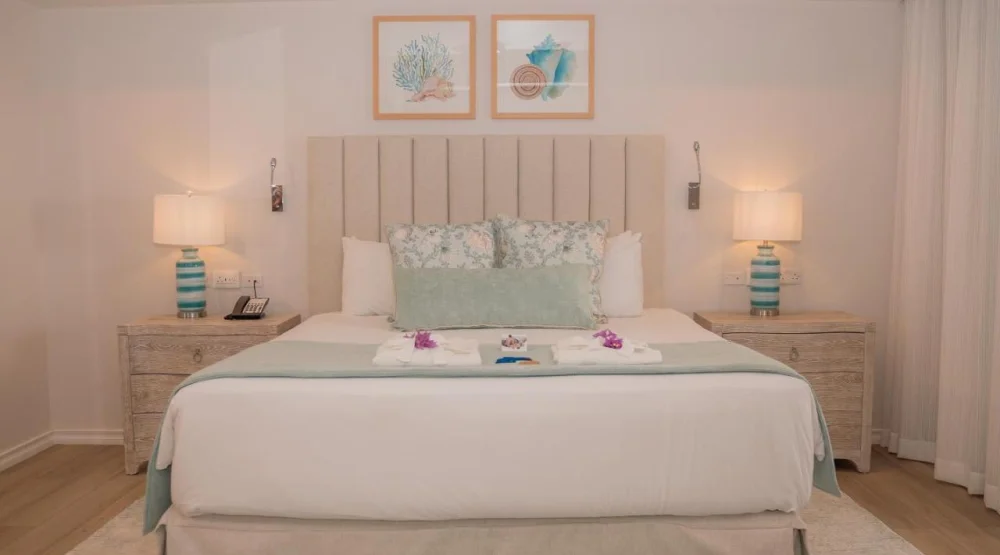 Deluxe Suite with Sea View at Bodyholiday