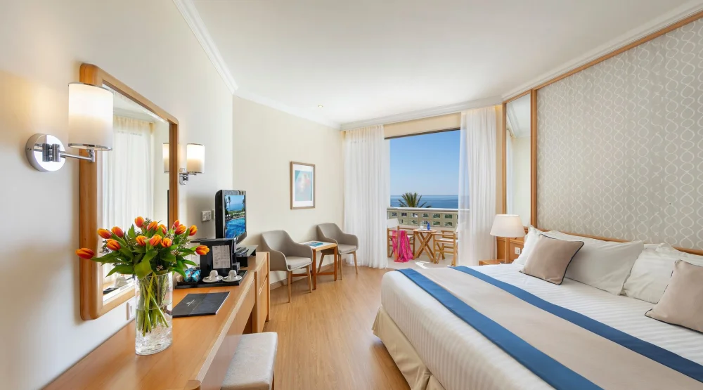 Family Triple Interconnecting Classic Rooms Sea View at Constantinou Bros Athena Beach Hotel