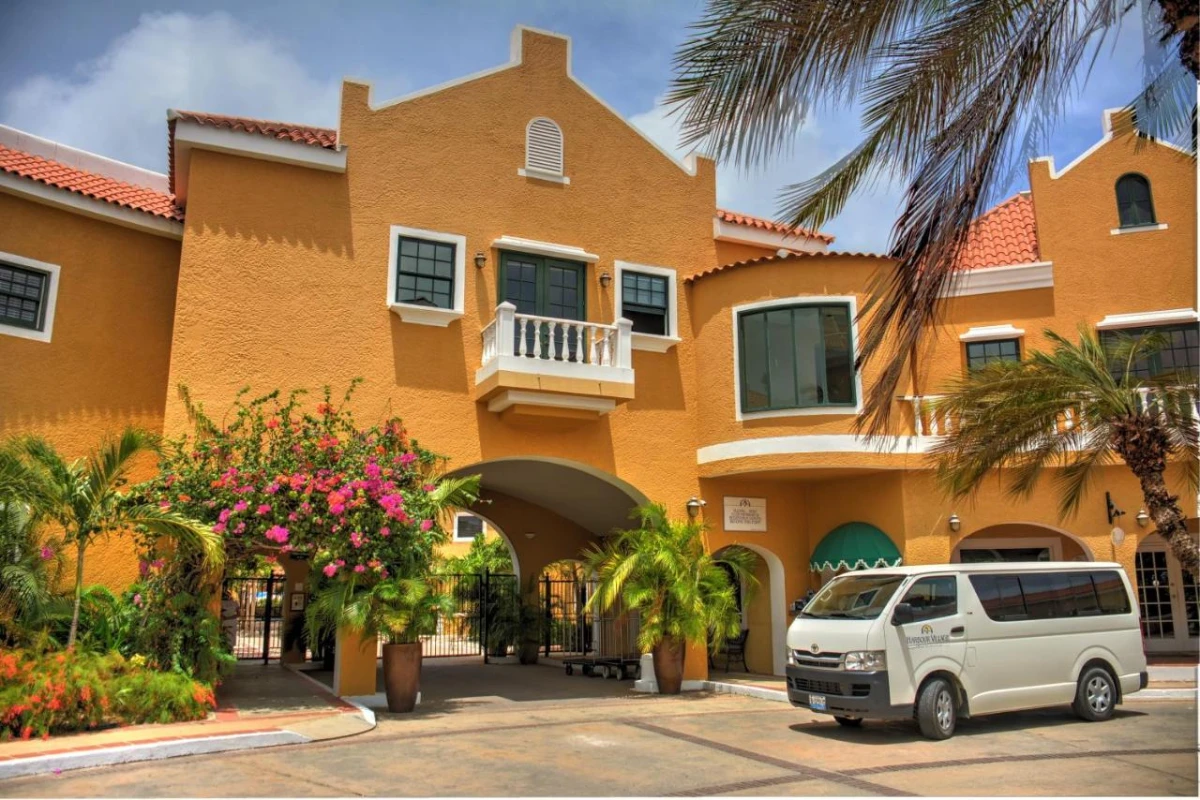 Harbour Village Beach Club