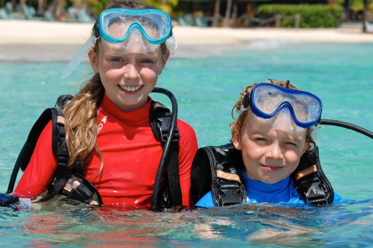 Harbour Village Beach Club