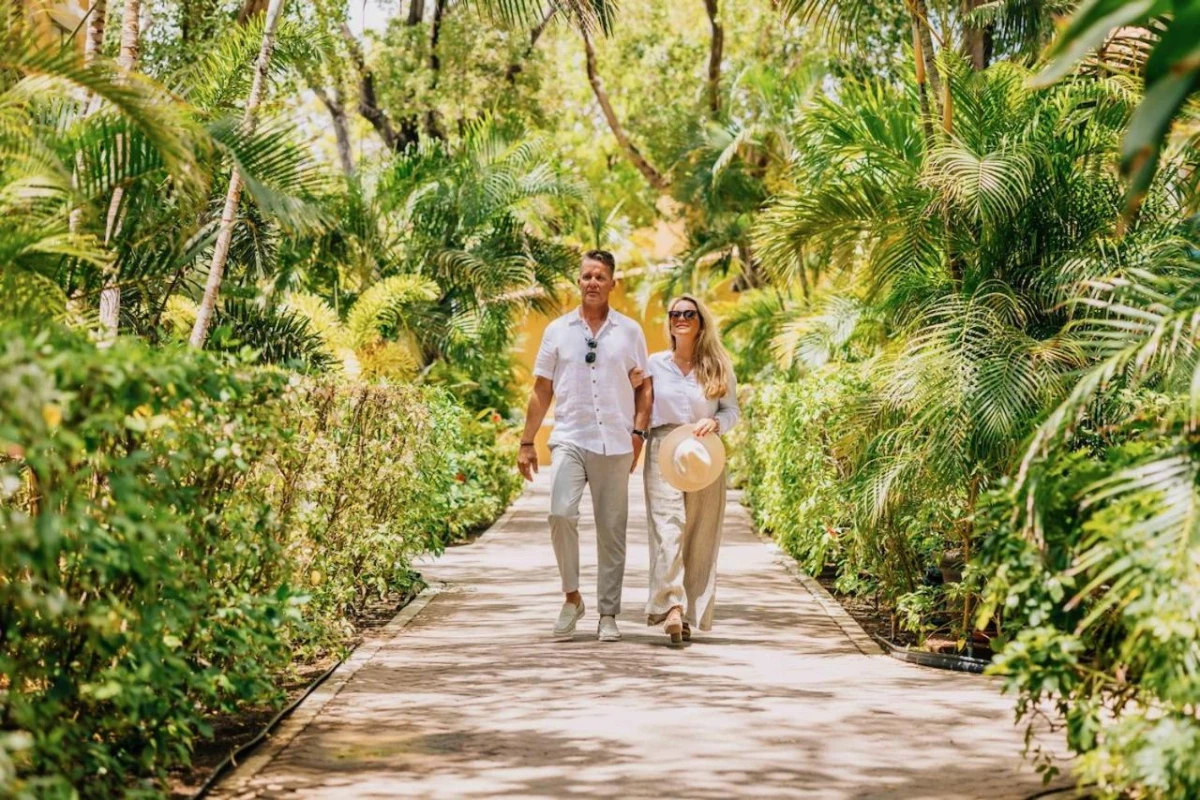 Harbour Village Beach Club