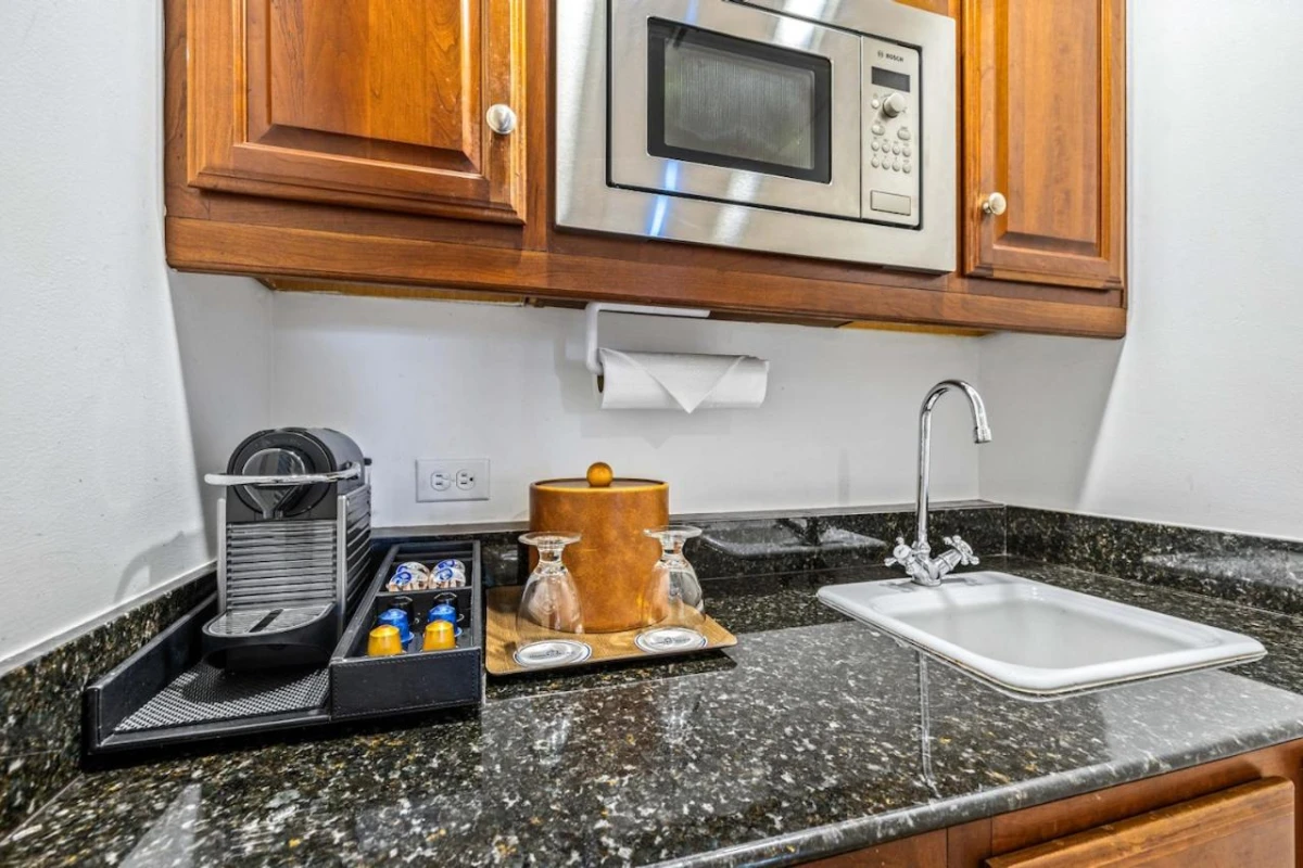 Harbour Village Beach Club