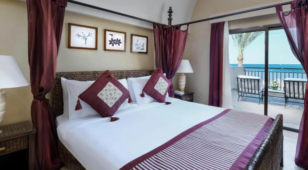 Junior Suite Queen Bed Sea Or Pool View at Jaz Belvedere