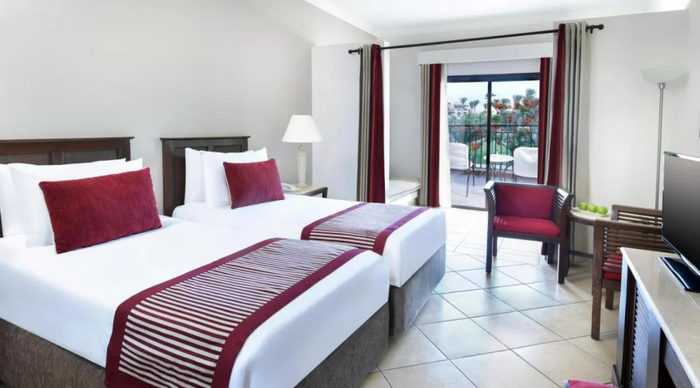 Superior Family Queen Or Twin Beds Garden View at Jaz Belvedere