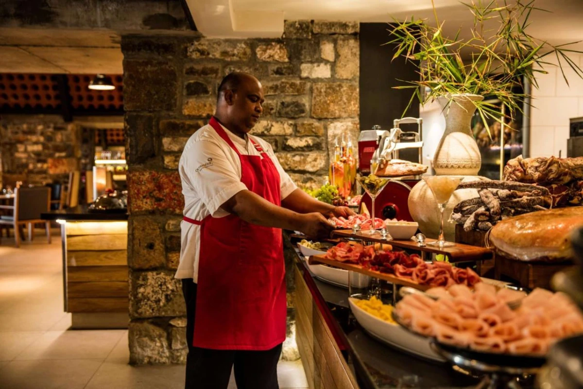 Outrigger Mauritius Beach Resort - Hotel Photo 25