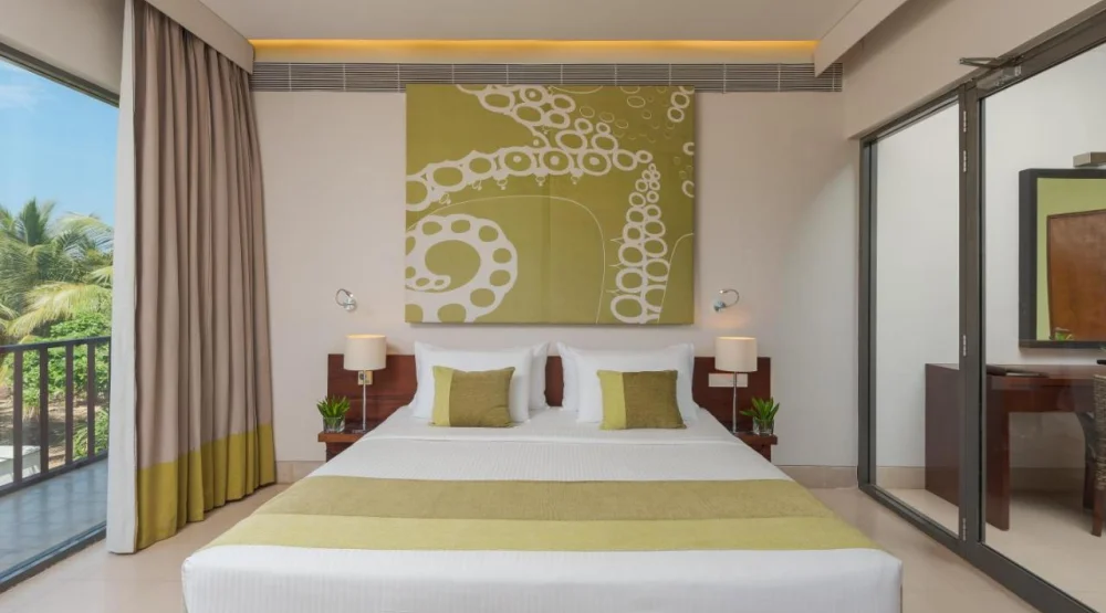 Deluxe Family Suite at Amaya Beach Pasikudah