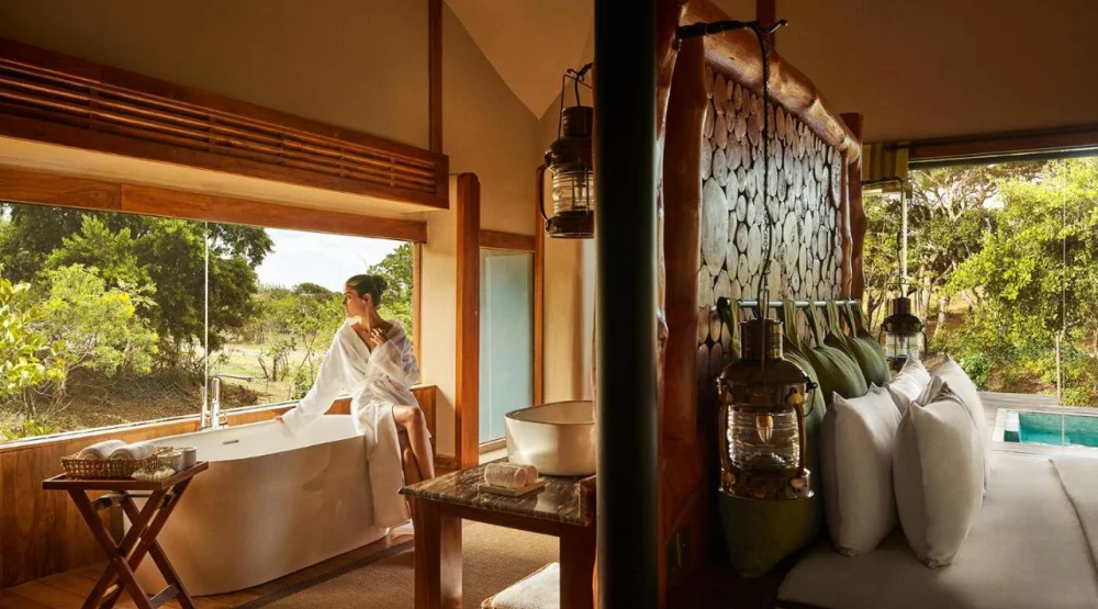 Luxury Cabiin at Chena Huts by Uga Escapes