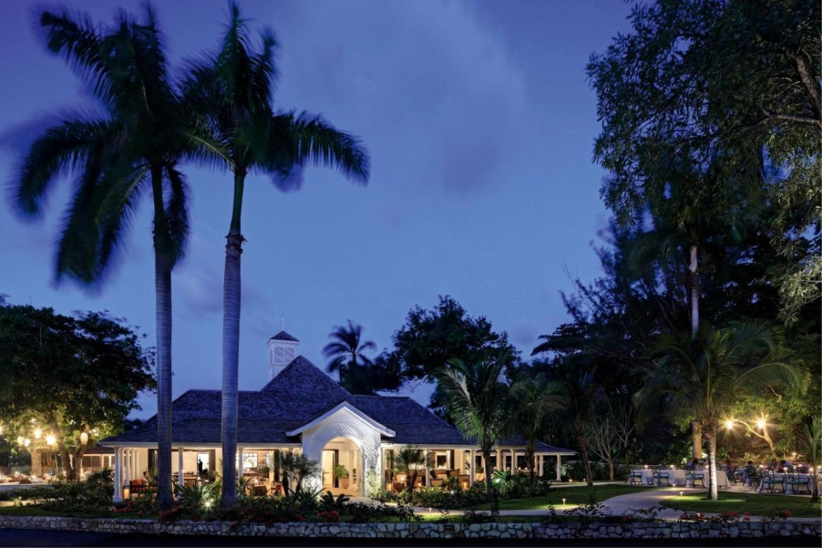 Half Moon - Hotel Photo 48