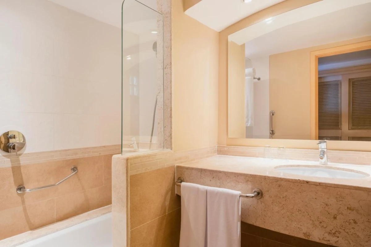 Iberostar Waves Rose Hall Beach - Hotel Photo 36