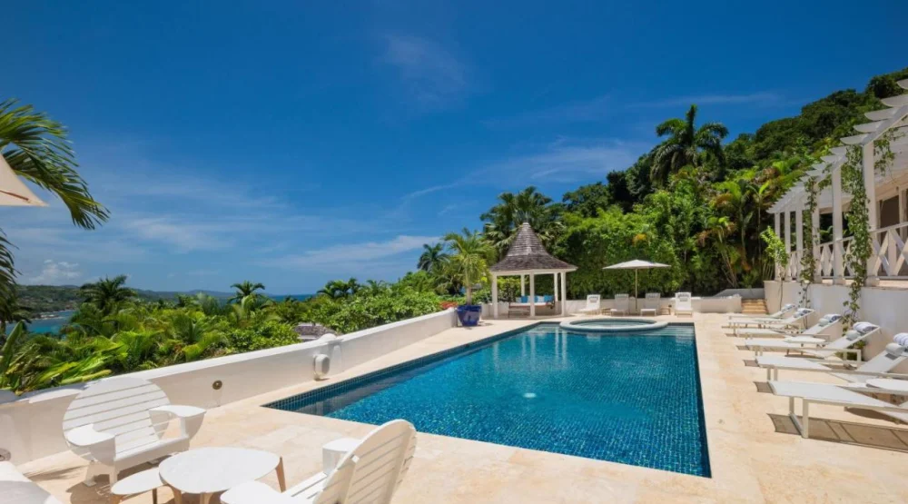 Six Bedroom Signature Villa Private Pool at Round Hill Hotel & Villas