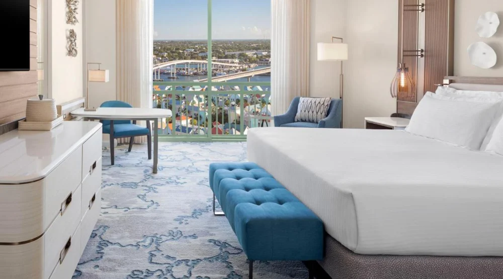 King Harbor View at The Royal at Atlantis