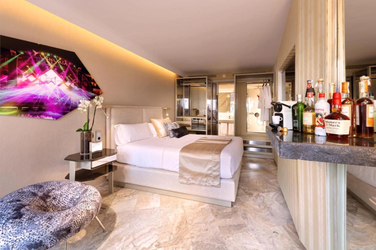 Ushuaia Ibiza Beach Hotel - Hotel Photo 17