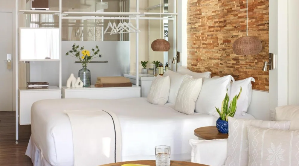 Extra Me+ Junior Suite with Sea View at Me Ibiza